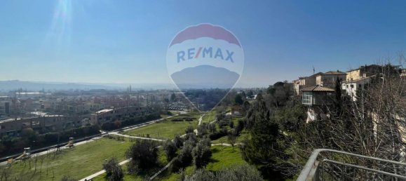 Apartamento de 5 habitaciónes en Jesi, Italy No. 2294 2