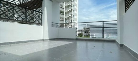 72m² House in District 7, Vietnam No. 7656 4