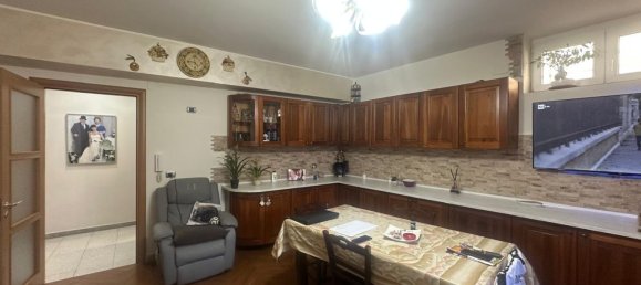 عقار تجاري في Bari, Italy 144متر مربع رقم 325419 17