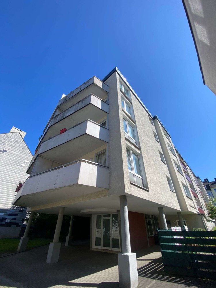 Квартира с 2 спальнями в Вупперталь, Германия № 228822