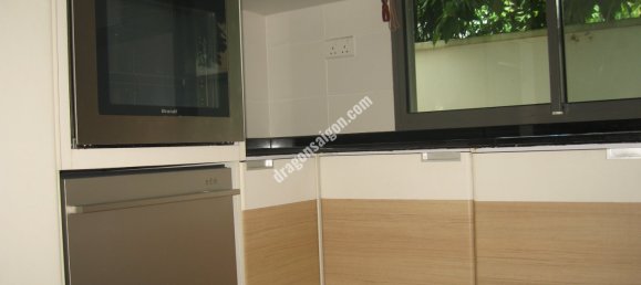 290m² House in Thu Duc, Vietnam No. 11106 4