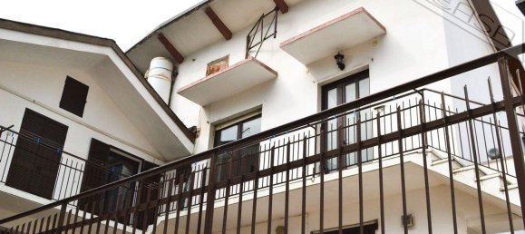 5 rooms House in Perosa Argentina, Italy No. 123704 16