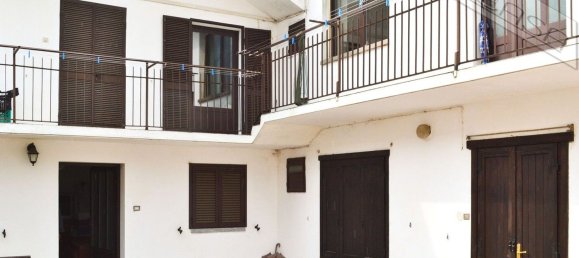 5 rooms House in Perosa Argentina, Italy No. 123704 4