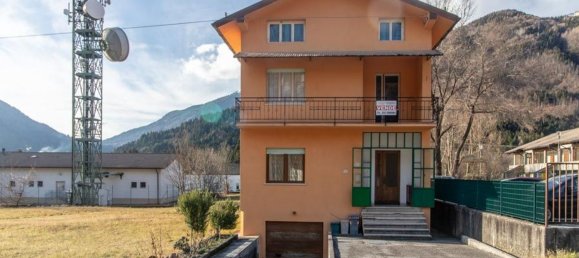 Casa de 8 divisões em Udine, Italy N.º 81660 2