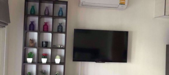 Studio in the Condo in Khlong Toei, Thailand No. 9417 6