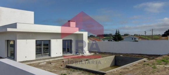4 Schlafzimmer Haus in Atouguia da Baleia, Portugal, Nr. 119672 26