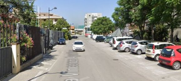 3 rooms Apartment in Montesilvano, Italy No. 231570 2