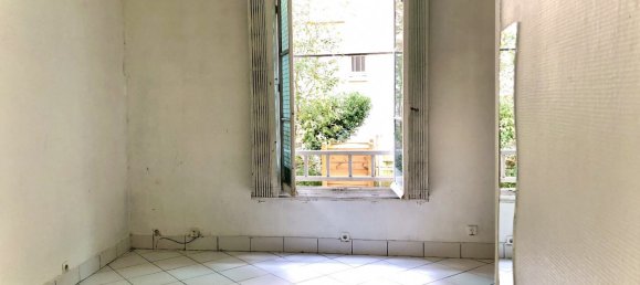 1 bedroom Apartment in Saint-Cloud, France No. 325521 3