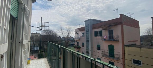 3 rooms Apartment in Naples, Italy No. 75369 9