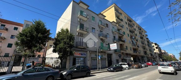 3 rooms Apartment in Naples, Italy No. 75369 28