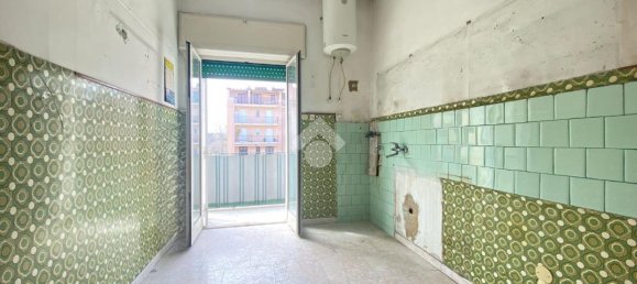 3 rooms Apartment in Naples, Italy No. 75369 8