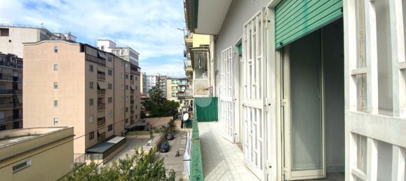 3 rooms Apartment in Naples, Italy No. 75369 19