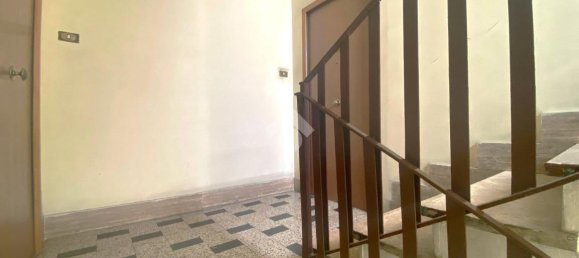 3 rooms Apartment in Naples, Italy No. 75369 5