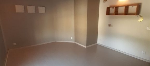 4 chambres Maison à Vitry-le-François, France No. 153079 8