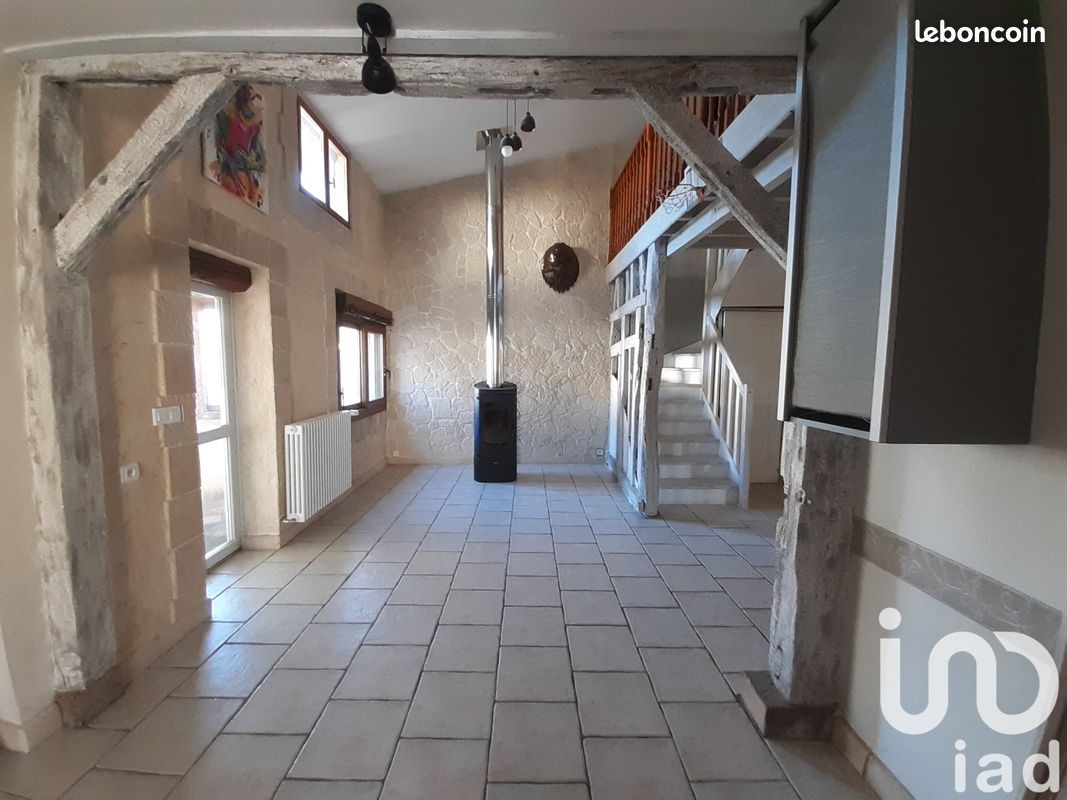 4 chambres Maison à Vitry-le-François, France No. 153079