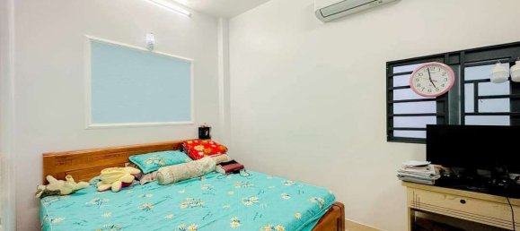 Maison de ville à District 7, Vietnam 50m² No. 9783 2