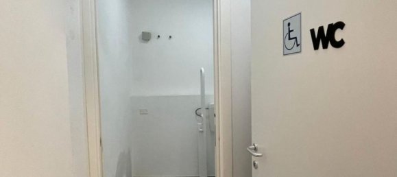 80m² Commercial property in Brescia, Italy No. 269906 9