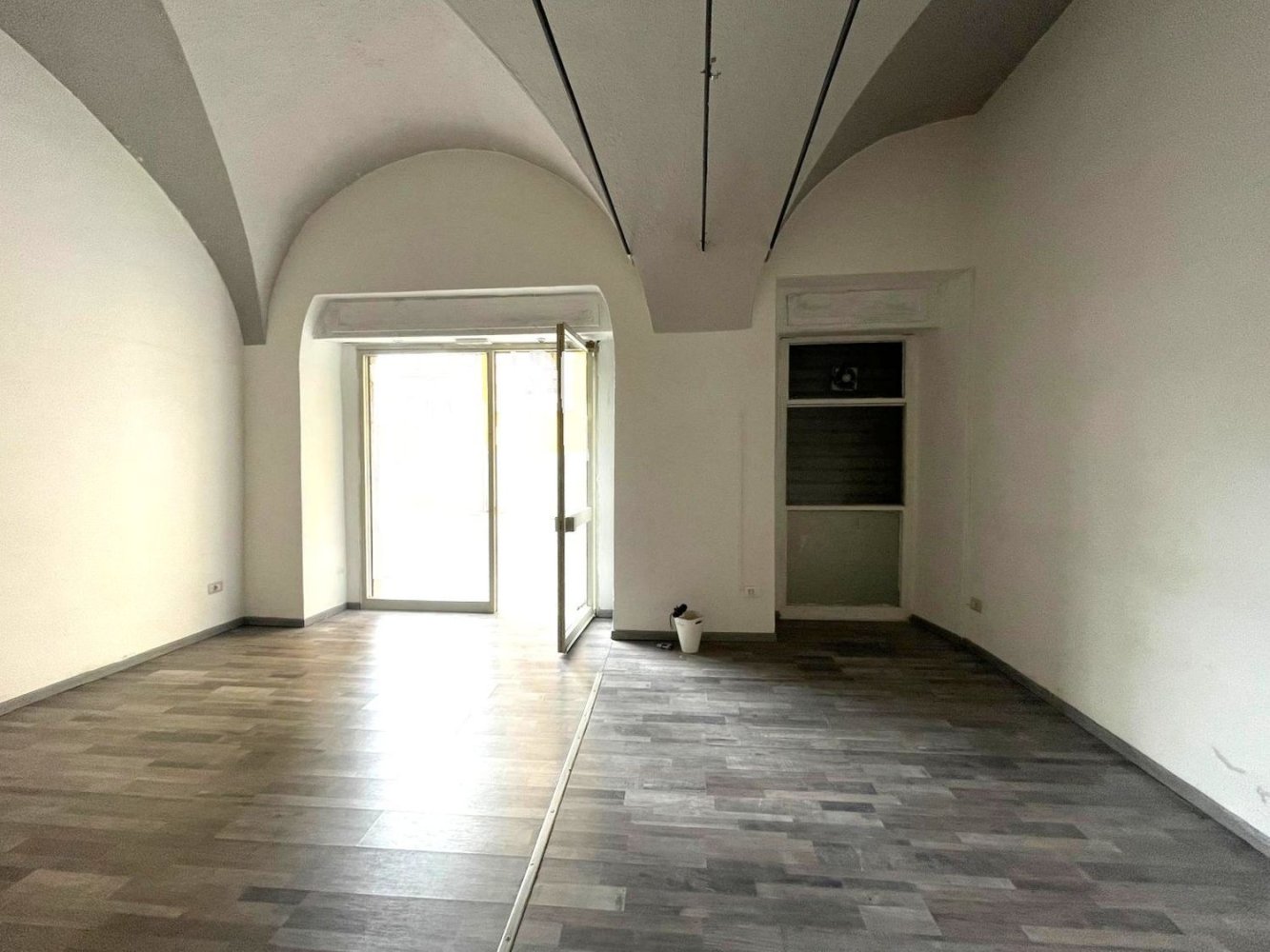 80m² Commercial property in Brescia, Italy No. 269906