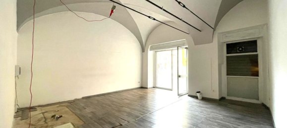 80m² Commercial property in Brescia, Italy No. 269906 2