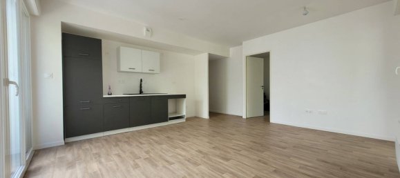 2 Schlafzimmer Wohnung in Chartres, France, Nr. 61958 2