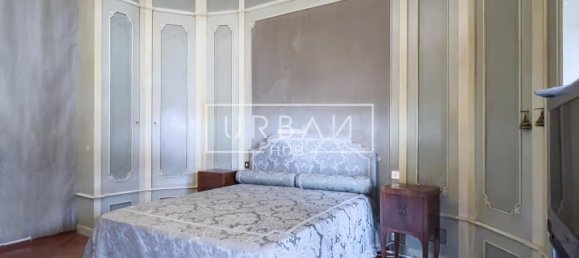 Ático de 9 habitaciónes en Forlì, Italy No. 137023 16