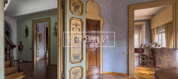 Ático de 9 habitaciónes en Forlì, Italy No. 137023 10