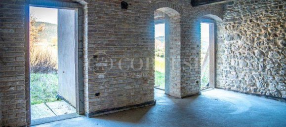 2 bedrooms Villa in Anghiari, Italy No. 278184 7