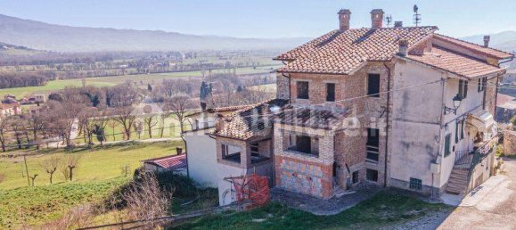 2 bedrooms Villa in Anghiari, Italy No. 278184 2