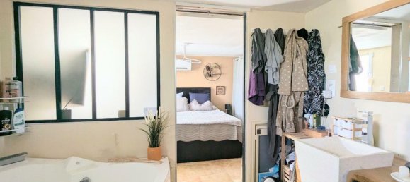 Casa de 4 dormitorios en Saint-Martin-de-Crau, France No. 345940 9