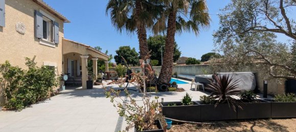 Casa de 4 dormitorios en Saint-Martin-de-Crau, France No. 345940 10