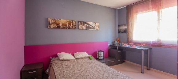 Adosado de 5 dormitorios en Salou, Spain No. 3117 9