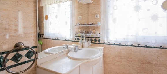 Adosado de 5 dormitorios en Salou, Spain No. 3117 14