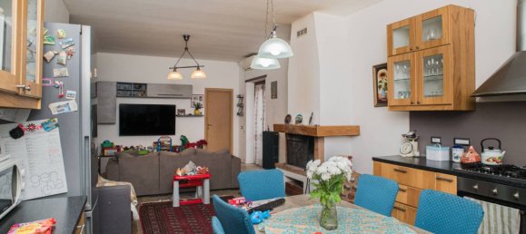 Apartamento de 2 dormitorios en Rome, Italy No. 301393 4