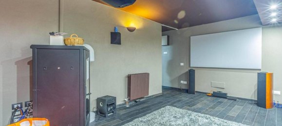 Дом с 6 комнатами в Баньо а Риполи, Италия № 142090 23