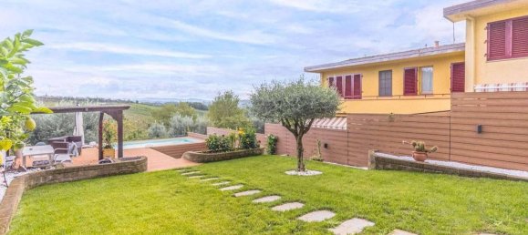 Дом с 6 комнатами в Баньо а Риполи, Италия № 142090 25