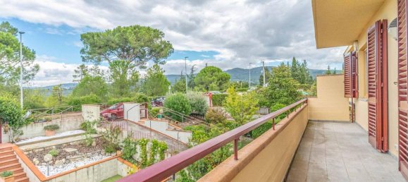 Дом с 6 комнатами в Баньо а Риполи, Италия № 142090 15