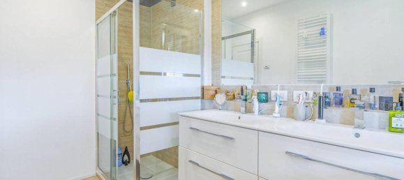 Дом с 6 комнатами в Баньо а Риполи, Италия № 142090 19