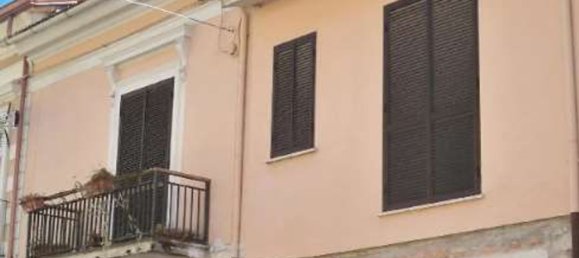 7 rooms Apartment in Roccasecca, Italy No. 217513 2