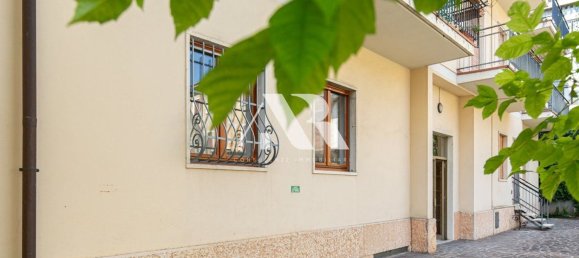 3 rooms Apartment in Verona, Italy No. 283821 25