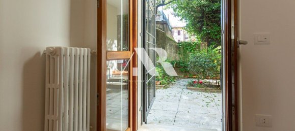 3 rooms Apartment in Verona, Italy No. 283821 2