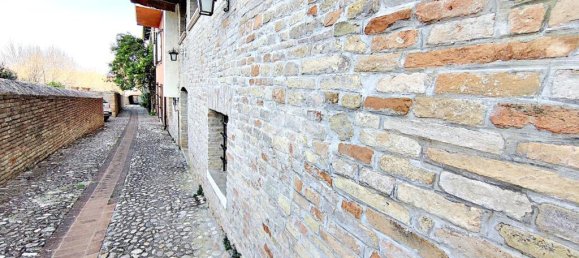 5 bedrooms Apartment in Saludecio, Italy No. 17900 4