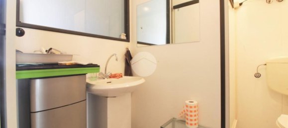 Gewerbliche Immobilie in Brandizzo, Italy 198m², Nr. 160057 10