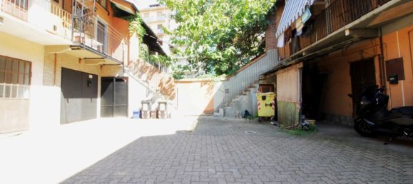 Gewerbliche Immobilie in Brandizzo, Italy 198m², Nr. 160057 11