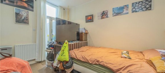 2 bedrooms Apartment in London, United Kingdom No. 12767 5