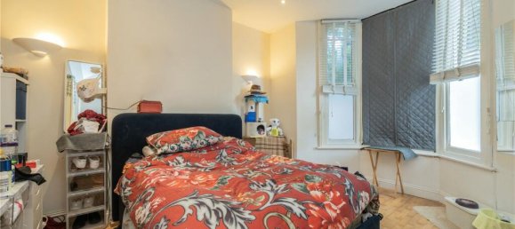 2 bedrooms Apartment in London, United Kingdom No. 12767 4