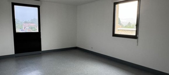 Дом с 10 комнатами в Сен-Дизье, Франция № 304204 11