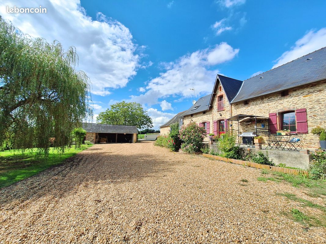 4 Schlafzimmer Haus in Ombree d'Anjou, France, Nr. 337449