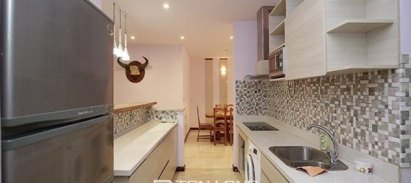 Apartamento de 3 dormitorios en Tay Ho, Vietnam No. 773 5