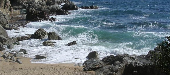 807m² Land in Lloret de Mar, Spain No. 10741 6