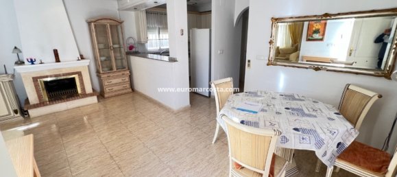 2 Schlafzimmer Haus in Guardamar del Segura, Spain, Nr. 28915 8